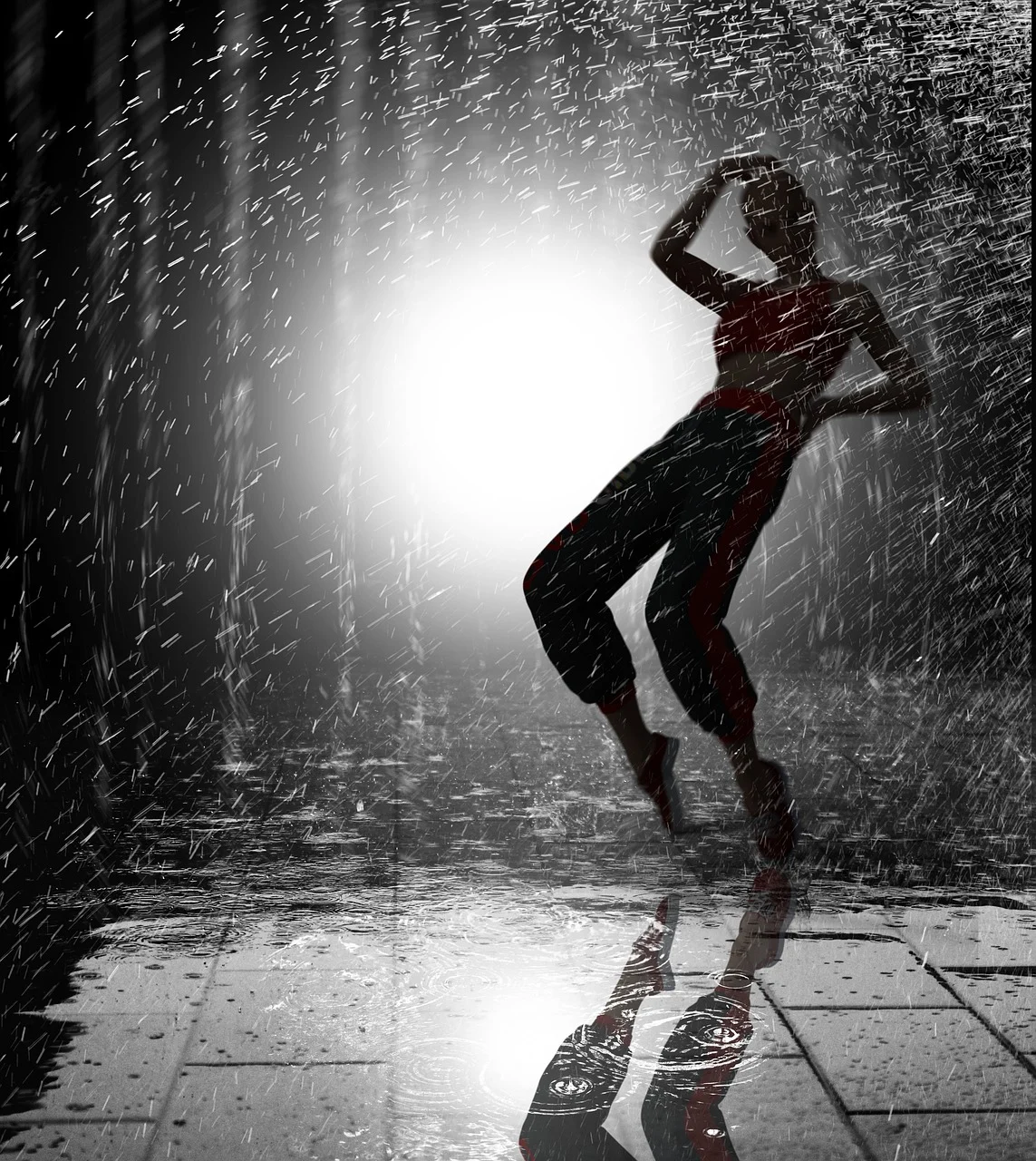 Hintergrundbild im Regen tanzen: Ein Mensch tanzt im Regen und lässt sich von den Regentropfen umhüllen. Das Bild ist eher dunkel, jedoch wird die Szene von hinten durch ein helles Licht oder einen Scheinwerfer erleuchtet, was einen kontrastreichen Effekt erzeugt.